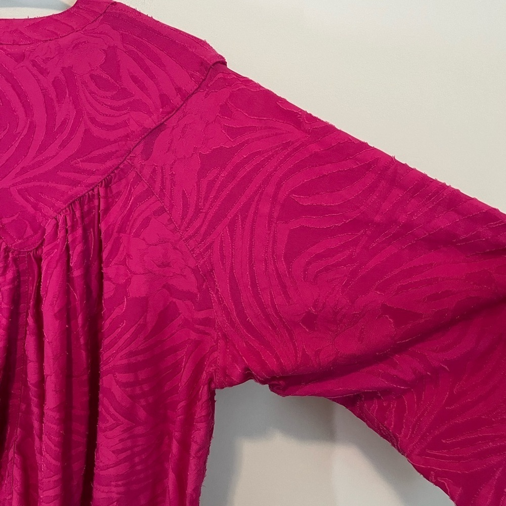 Free People Can't Stop Dreaming Button
Down Tunic - Medium (Runs Large) - Picture 11 of 11